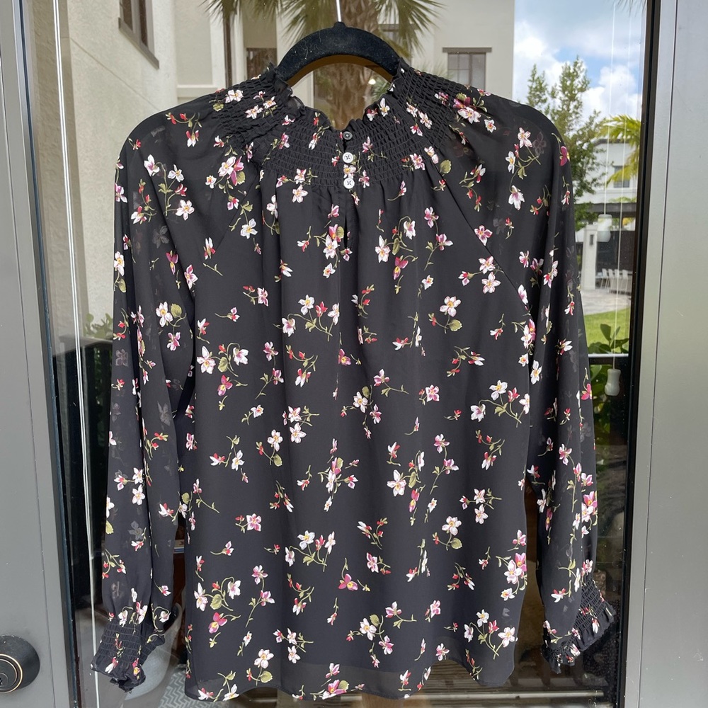 Madewell Smocked Mockneck Top in Backyard Blooms